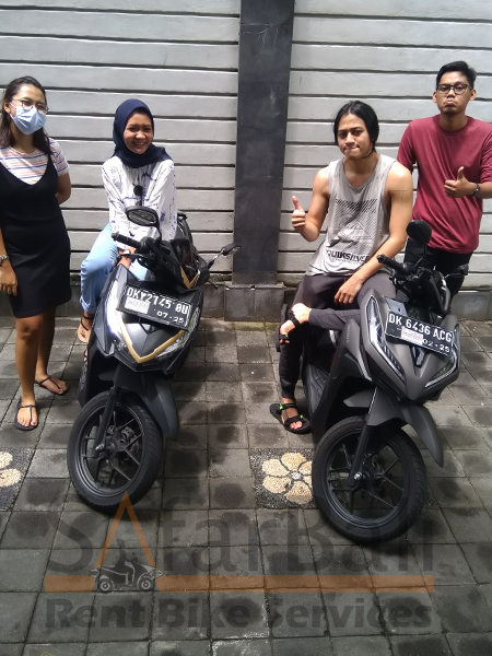 Safar Bali Rent Bike - Couple Clients 5 Bali scooter rental for couples provided by Safar Bali Rent Bike.