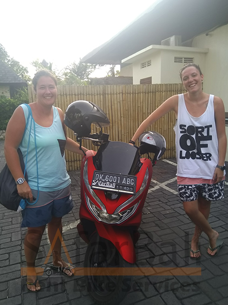 Safar Bali Rent Bike - Solo Clients 1 Solo traveler renting a scooter in Bali from Safar Bali Rent Bike.